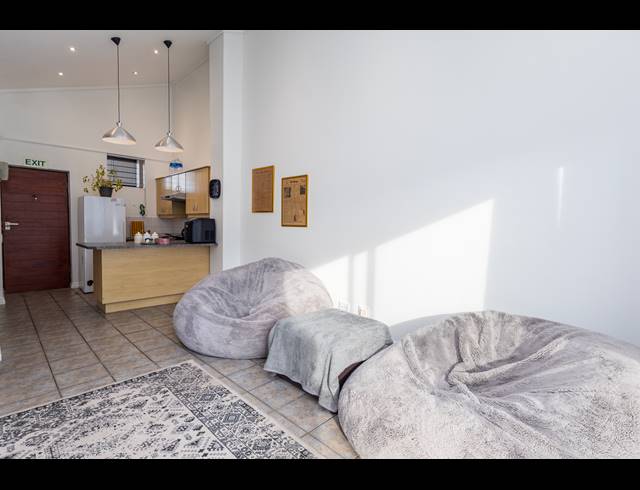2 BEDROOM APARTMENT TO LET IN TYGER WATERFRONT